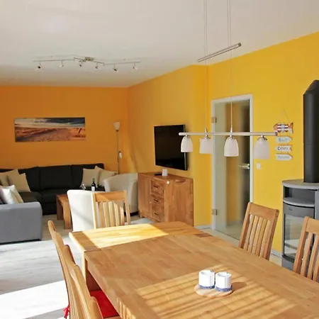 Holiday home Meinholdstrasse Mit Eigener Sauna, Kamin, 4 Schlafzimmern Ca 500m Vom Ostseestrand Koserow
